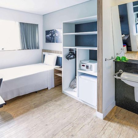 מלון לגואה סנטה Ibis Styles Confins Aeroporto מראה חיצוני תמונה